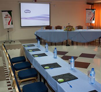 Royal Nick Hotel Tema Luaran gambar