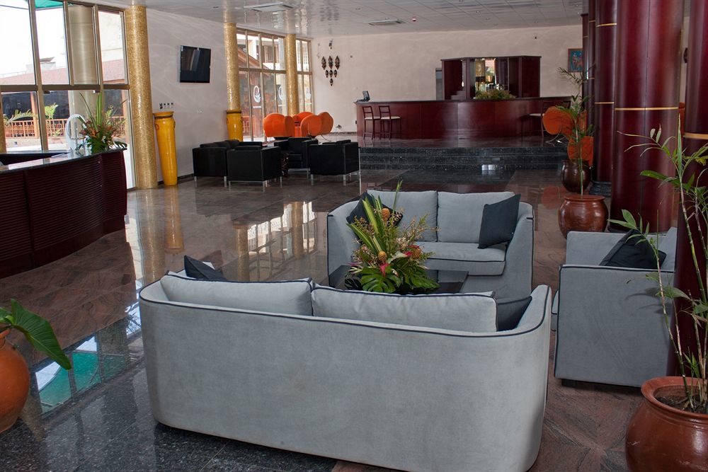 Royal Nick Hotel Tema Luaran gambar
